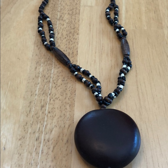 Brown Necklace - Picture 3 of 7